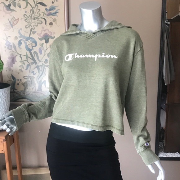 Champion Women's Medium Green Hoodie Cropped Sweatshirt - Picture 5 of 13